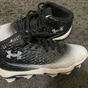 Under Armour Kids Black and White Sneakers